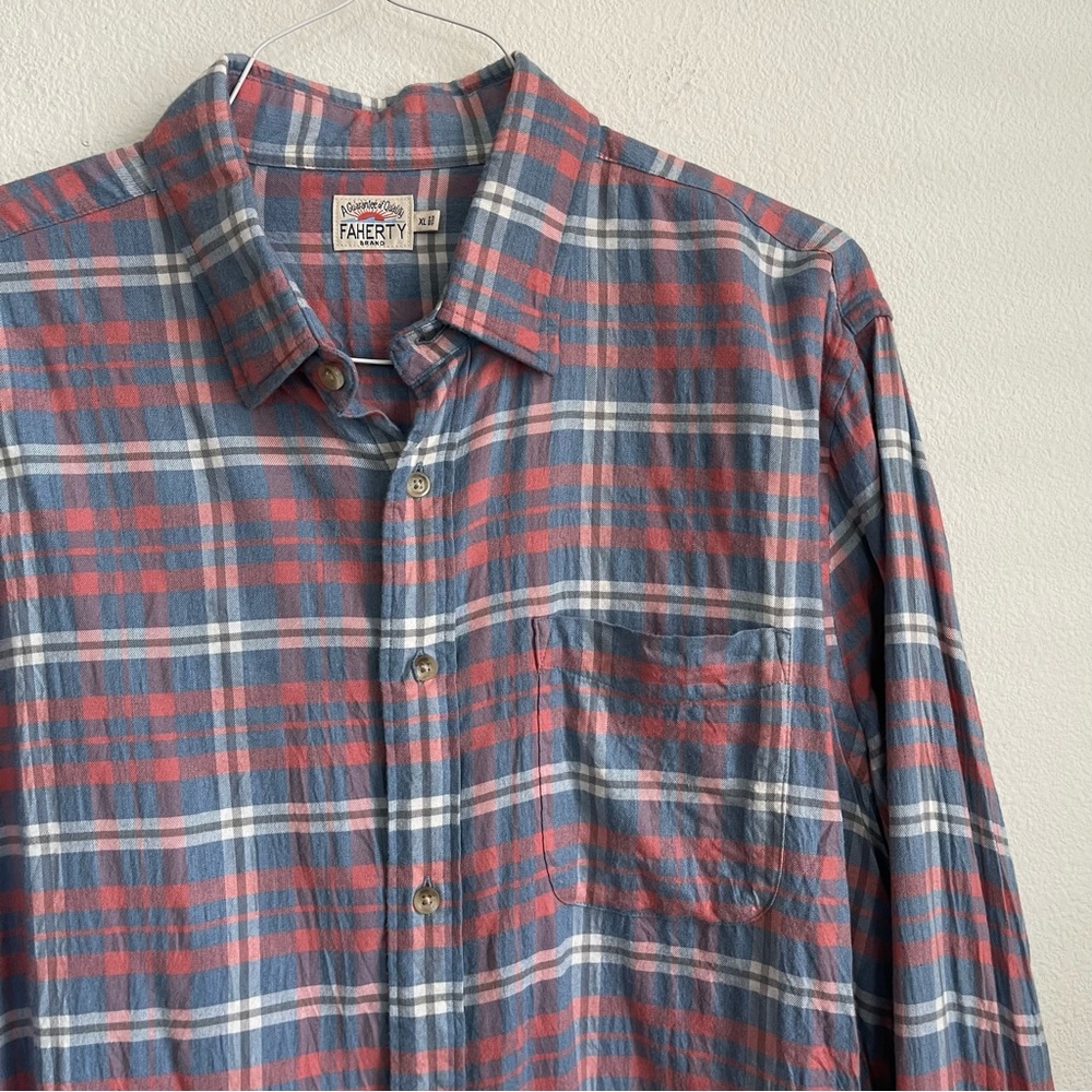 Faherty Button Down Long Sleeve Front Pocket Shirt - image 1